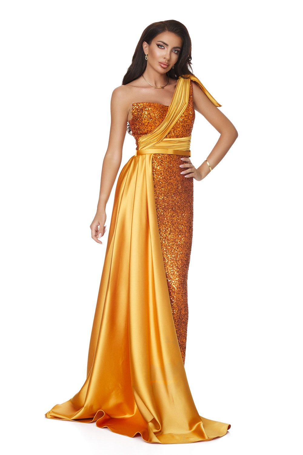 Adrianne Bogas hosszú, arany színű női ruha
