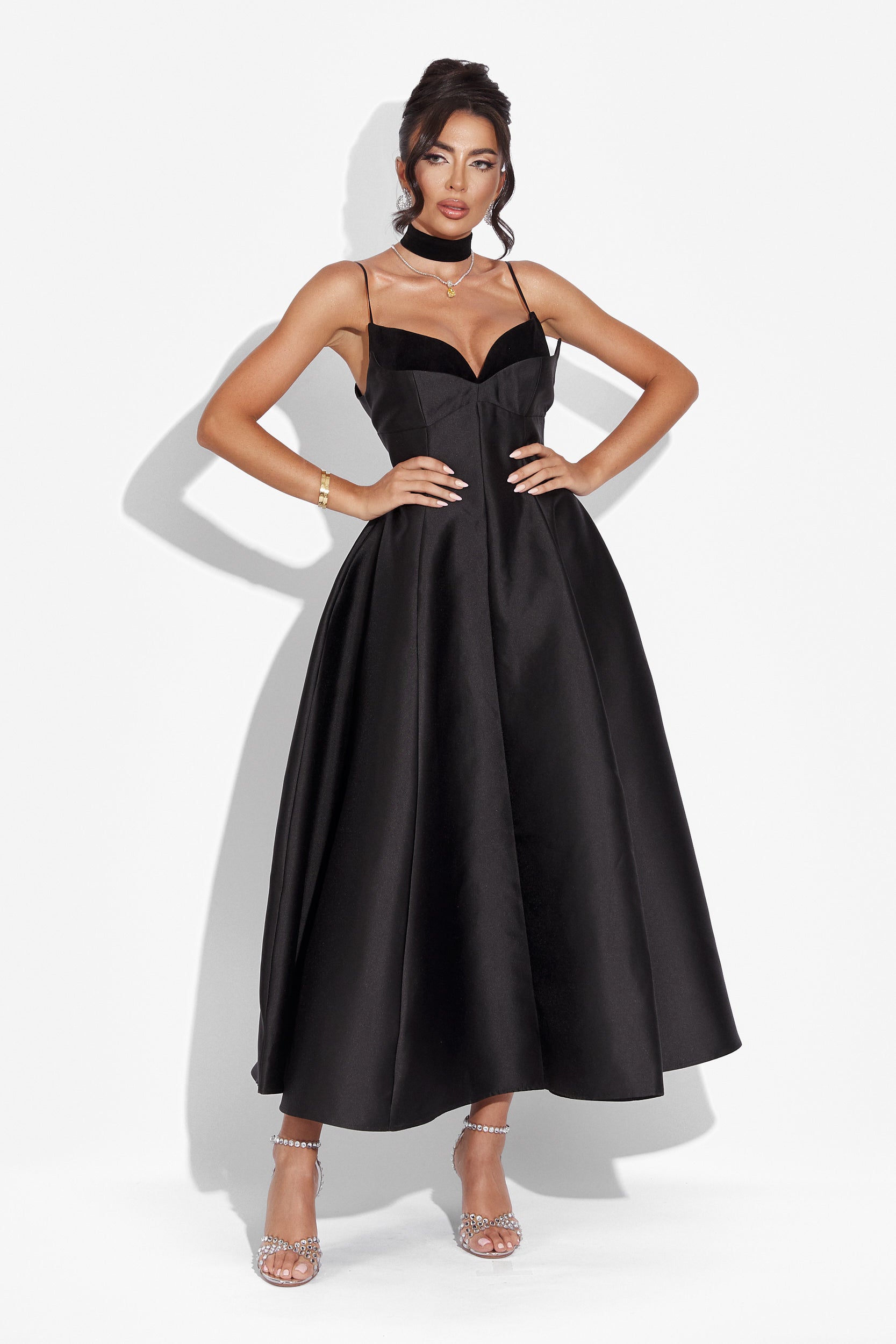 Hosszú fekete női ruha Auriane Bogas