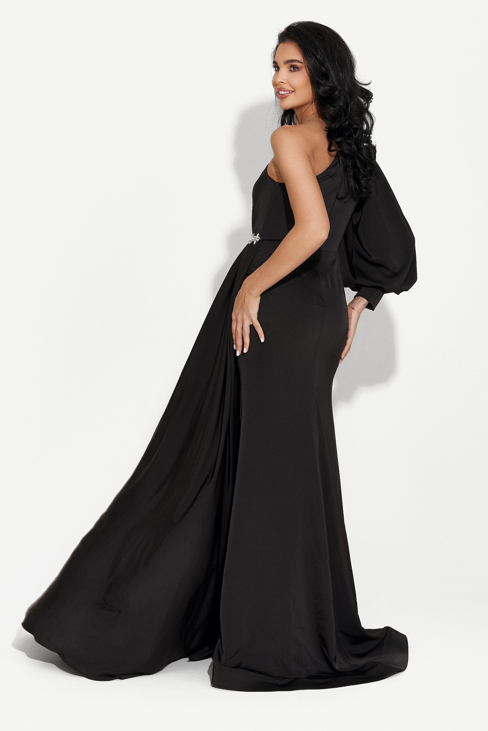 Hosszú fekete női ruha Eriosa Bogas