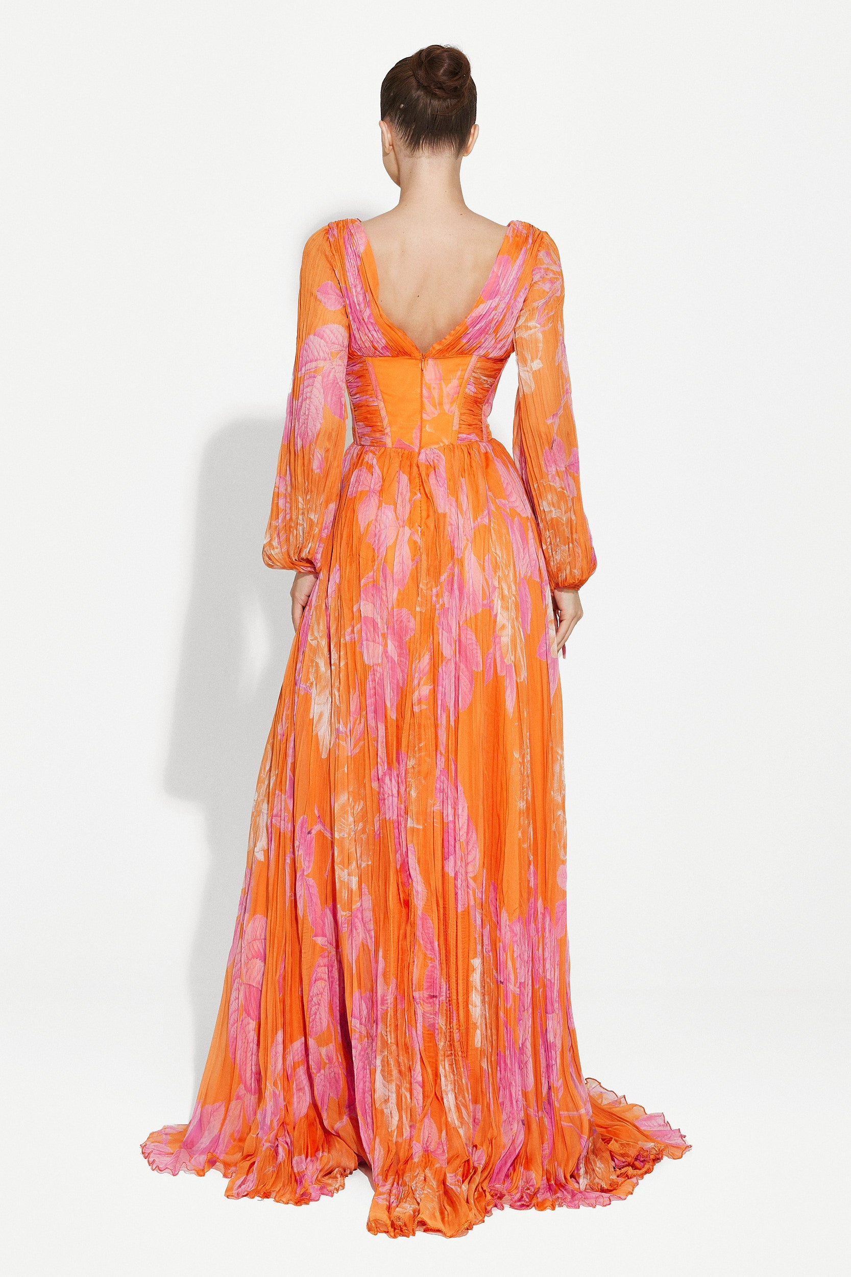 Sintia Bogas hosszú narancssárga női ruha