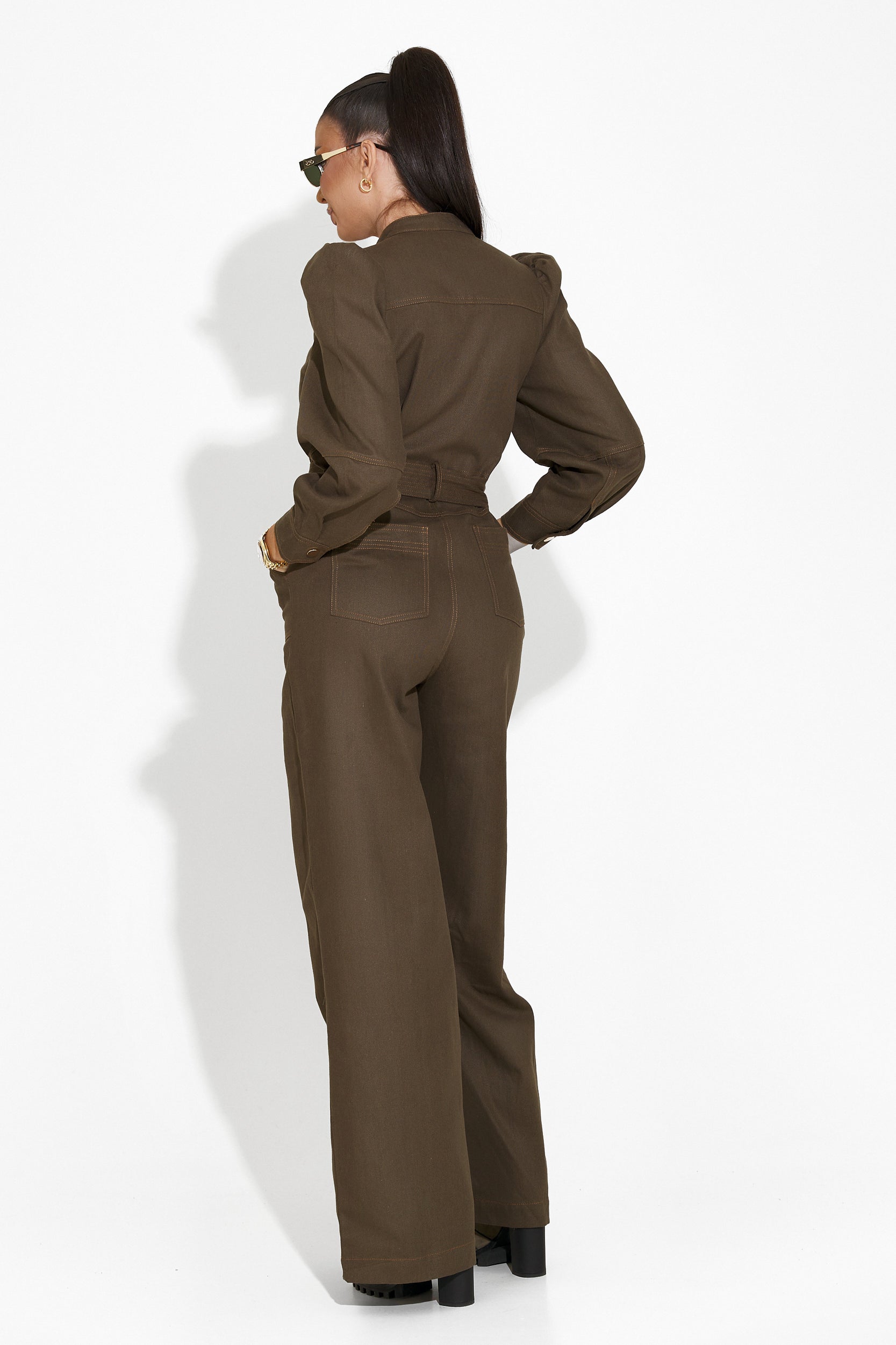 Tuyet Bogas khaki színű alkalmi női jumpsuit